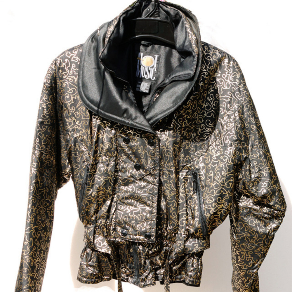 VERY CHIC FASHIONISTA RETRO HOT MUSIC PUFFER/PARKA
